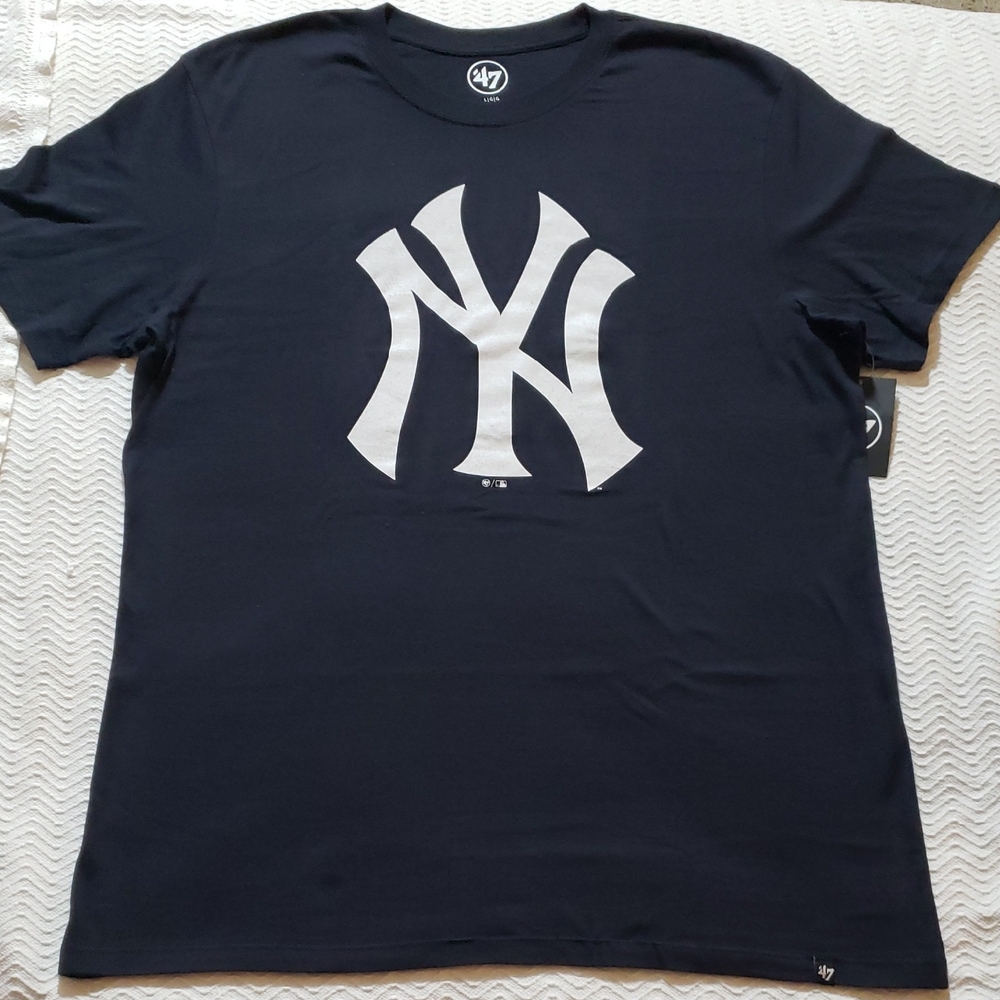 💥NWT💥 47 Brand Men's Navy Blue Graphic Tee